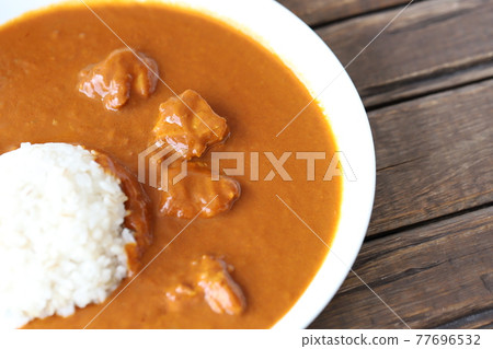 簡單的奶油雞肉咖哩，肉質鮮嫩 77696532