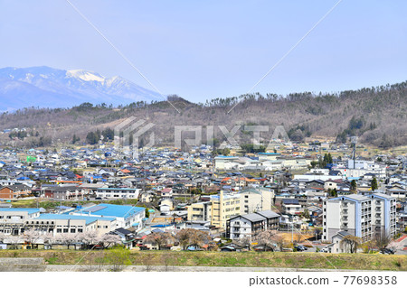 丸子修學館高中周邊/淺間山方向（長野縣上田市）[2020.4] 77698358
