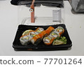 Sushi roll 77701264