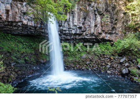 Wanjo Falls (Wancheng Waterfall) 77707357