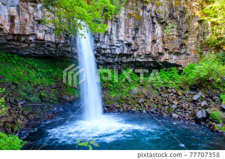 Wanjo Falls (Wancheng Waterfall) 77707358