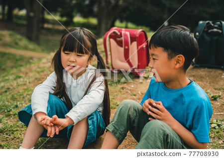 After school for elementary school students After school for elementary school students 77708930