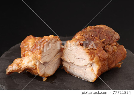 Grilled pork (char siu) black pork thigh block meat 77711854