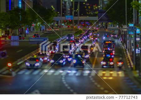 夜間的微型風格青山街道 [夜景圖像] 77712743