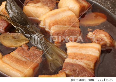 Pork belly boiled 77717089