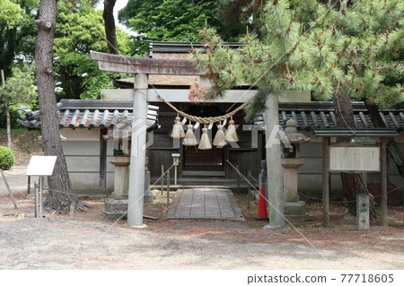 西尾市歷史公園內的光八幡宮(愛知縣西尾市) 西尾市歷史公園內的光八幡宮(愛知縣西尾市) 77718605