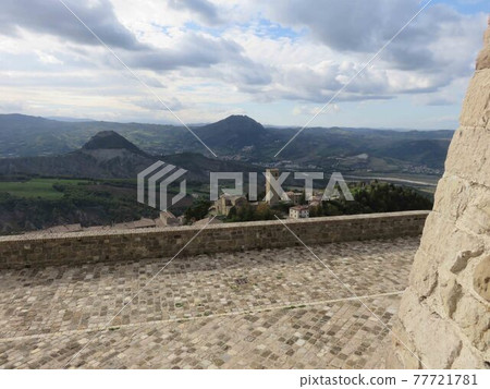 Mountainous landscape Mountainous landscape 77721781