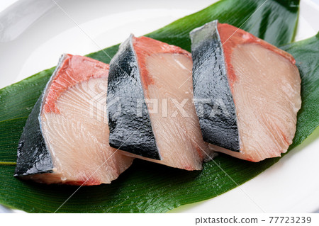 Fried fillet 77723239