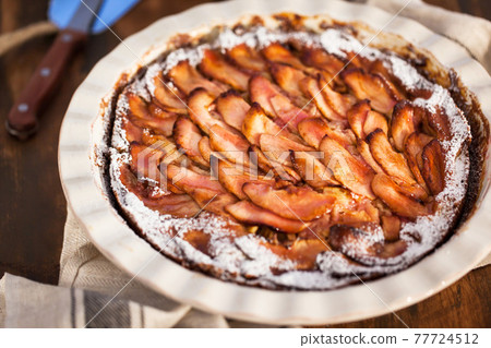 Homemade delicious apple pie, top view 77724512