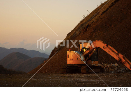 Mt. Ibuki excavator car Mt. Ibuki excavator car 77724968