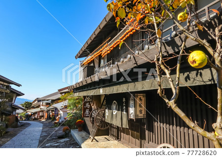 Autumn Magome inn, old townscape <Nakatsugawa City, Gifu Prefecture> 77728620