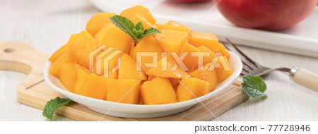 mango sunshine fruit taiwan summer background Taiwan fruit mango マンゴー 77728946