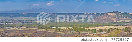 [Overlooking Aso City from Sensuikyou] (High resolution version) Miyaji, Ichinomiyamachi, Aso City, Kumamoto Prefecture 77729867