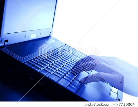 Laptop typing 77730804