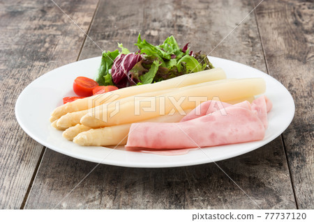 White asparagus with salad and ham White asparagus with salad and ham 77737120