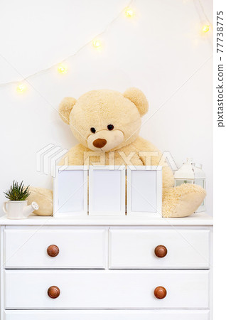 Set of white home decorations 77738775