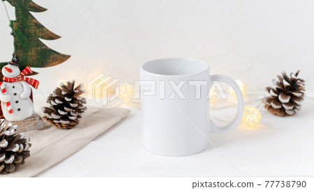 Christmas table composition Christmas table composition 77738790