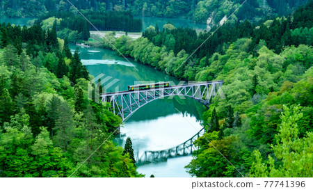 Fresh green Tadami Line No. 1 Bridge Mishima Town, Fukushima Prefecture Superb view shooting spot 77741396