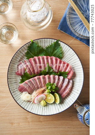 Bonito sashimi on a large plate Bonito sashimi on a large plate 77743025