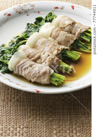 Pea sprout pork roll 15 77744911