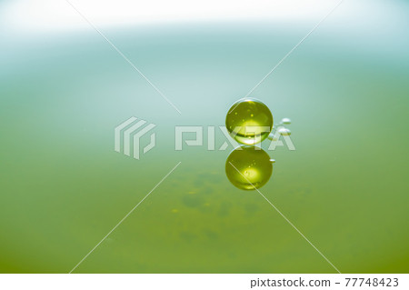橄欖油 77748423