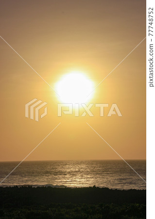 Okinawa Summer Sunset Cape Zanpa 77748752