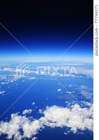 天空和空間 77749371