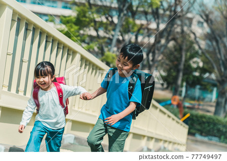 Leave school in the lower grades of elementary school Leave school in the lower grades of elementary school 77749497