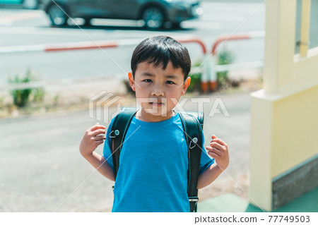 小學學生 小學生 孩子 77749503