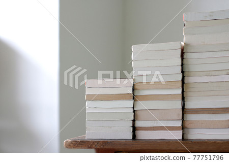 Disposal and decluttering of many books, magazines and paperback books 77751796