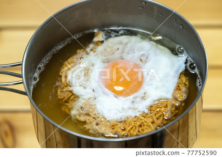 單人營製作的方便麵 單人營製作的方便麵 77752590