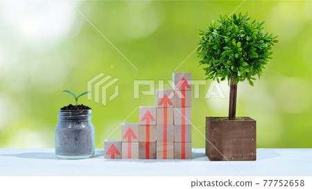 Grow things step by step (businesses, money, assets, abilities, human resources that have begun to do) 77752658