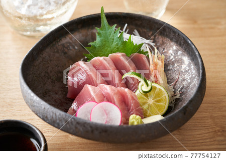 Bonito sashimi Bonito sashimi 77754127