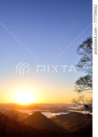 大江山的福知山盆地的雲海 77756682