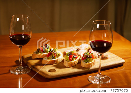Bruschetta wine tomato home time home rice baguette swallowing Bruschetta wine tomato home time home rice baguette swallowing 77757070