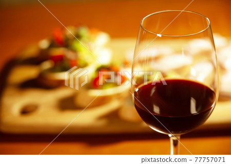 Bruschetta wine tomato home time home rice baguette swallowing 77757071