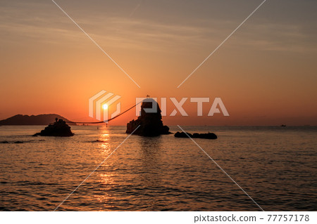 Bishagoura Sister Rocks and Sunrise, Saganoseki, Oita Prefecture Bishagoura Sister Rocks and Sunrise, Saganoseki, Oita Prefecture 77757178