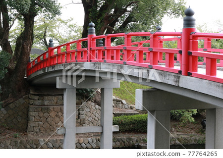 "Shinkyo" in Okazaki Park 77764265