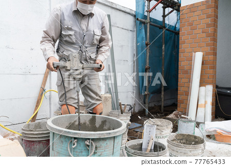 Stir the material 77765433