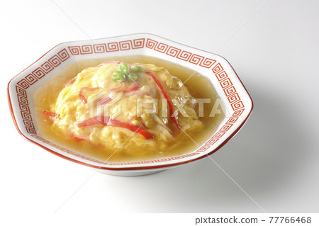 Hot bean paste Chinese style omelet rice, Tianjin rice photographed on a white background 77766468
