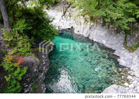 The clear stream of Atera Valley The clear stream of Atera Valley 77769344