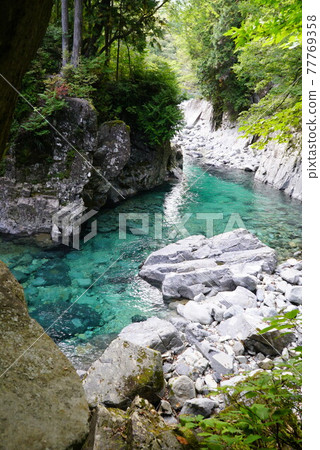 The clear stream of Atera Valley The clear stream of Atera Valley 77769358