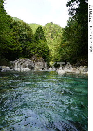 The clear stream of Atera Valley The clear stream of Atera Valley 77769362