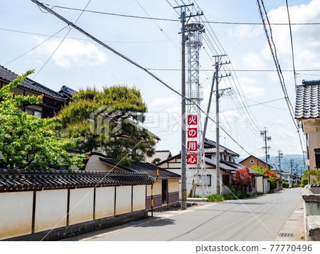 Beautiful scenery of Obuse, the ancient capital of early summer, cityscape 77770496