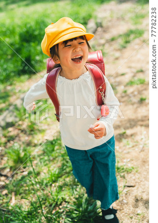 小學生一年級 77782238