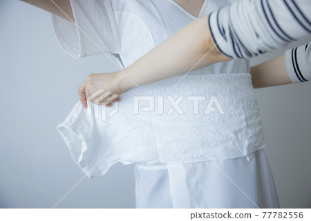 Kimono dressing correction 77782556