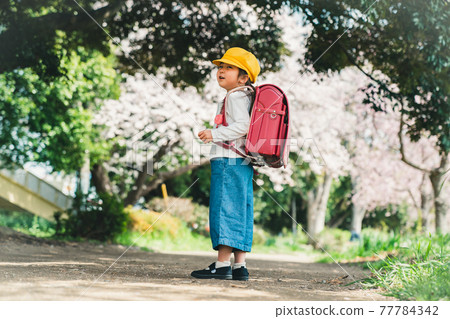 小學生一年級 77784342