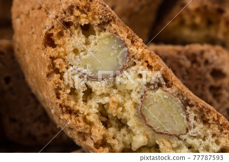 Cantuccini alla mandorla, italian cookies 77787593