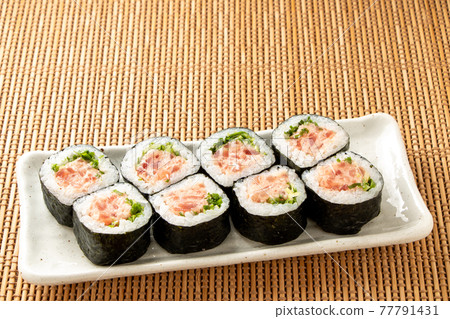 Negitro roll. 77791431
