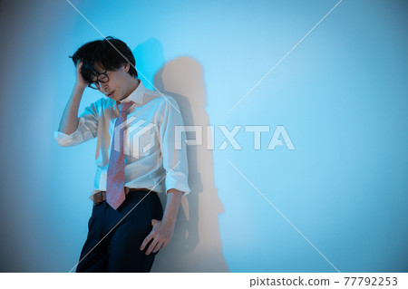 商人加班擔心 77792253